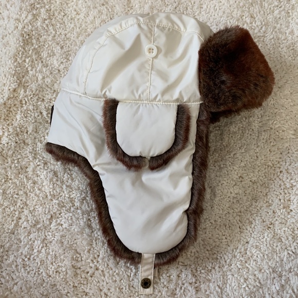 New. Eddie Bauer bomber hat. S/M. Perfect condition - Picture 4 of 6